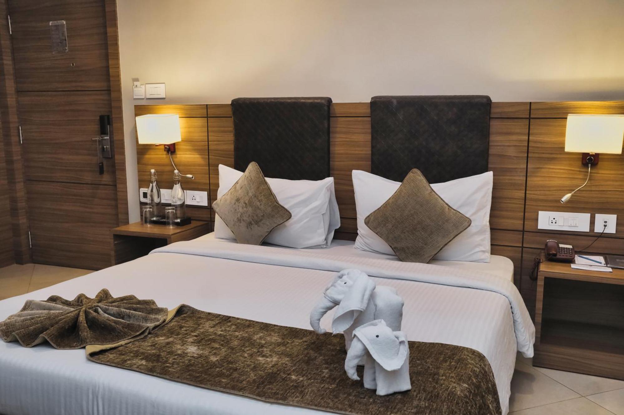 Peerless Hotel Durgapur Dış mekan fotoğraf