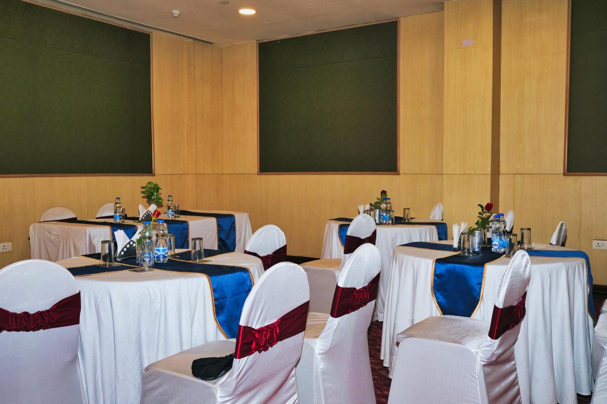 Peerless Hotel Durgapur Dış mekan fotoğraf
