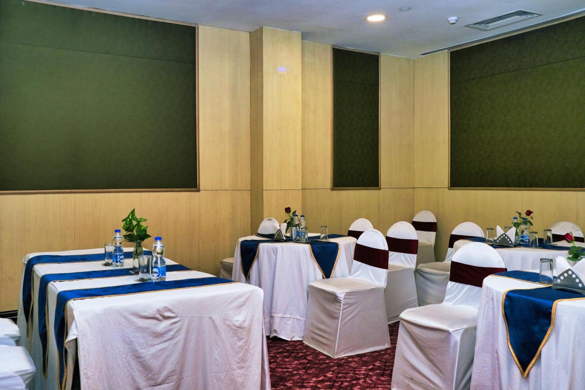 Peerless Hotel Durgapur Dış mekan fotoğraf